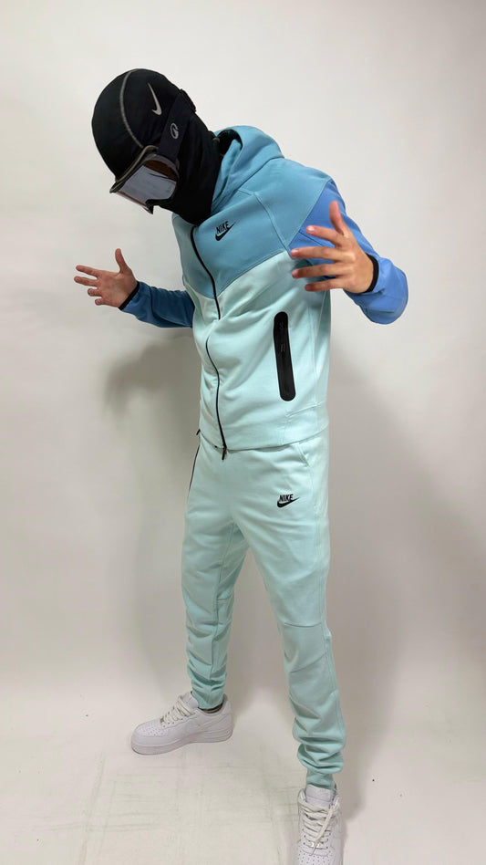 NIKE TECH 2026 CENTRAL CEE 🔥 ALTA CALIDAD 1.1 ✅ UNIDADES LIMITADAS ‼️