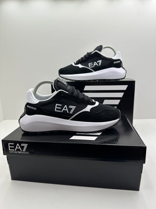 Zapatilla EA7 White & Black