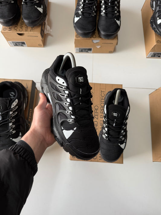 NIKE TERRASCAPE BLACK/WHITE