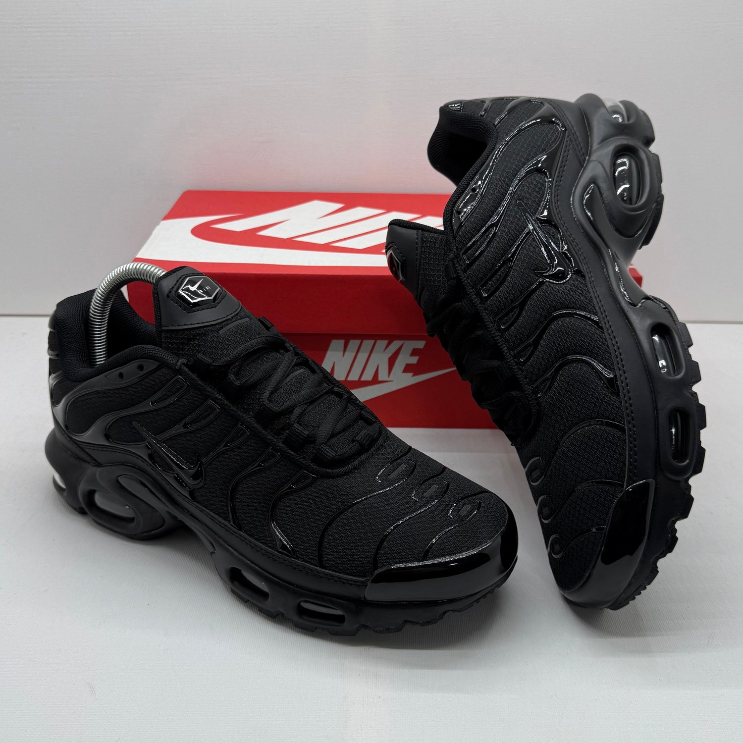 NIKE TN