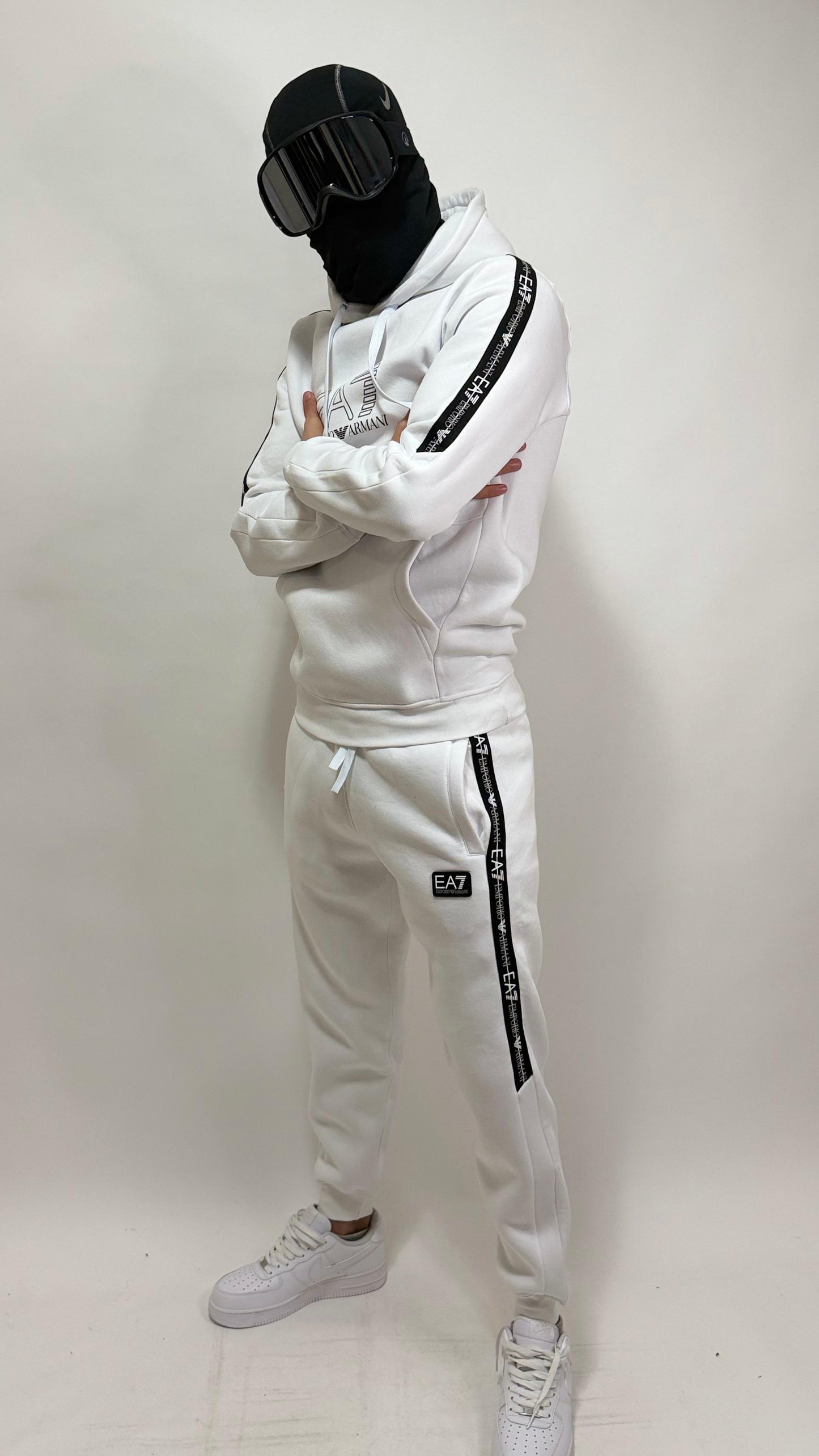 CHANDAL EMPORIO ARMANI EA7 🔥 ALTA CALIDAD 1.1 ✅ ALGODÓN 100% 😍 UNIDADES LIMITADAS ‼️