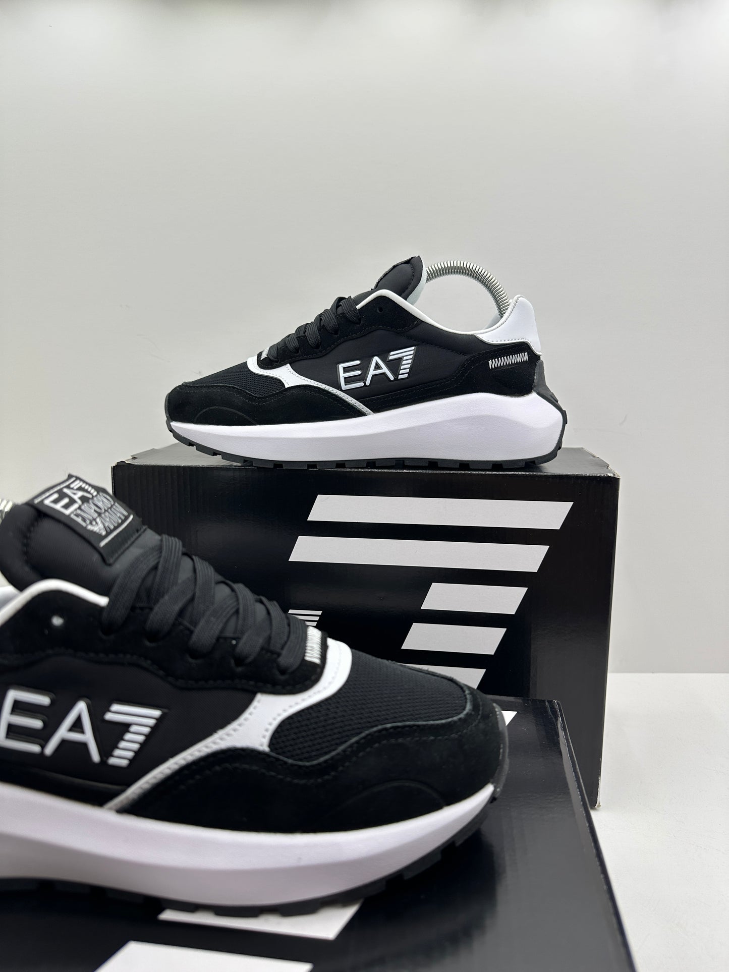 Zapatilla EA7 White & Black