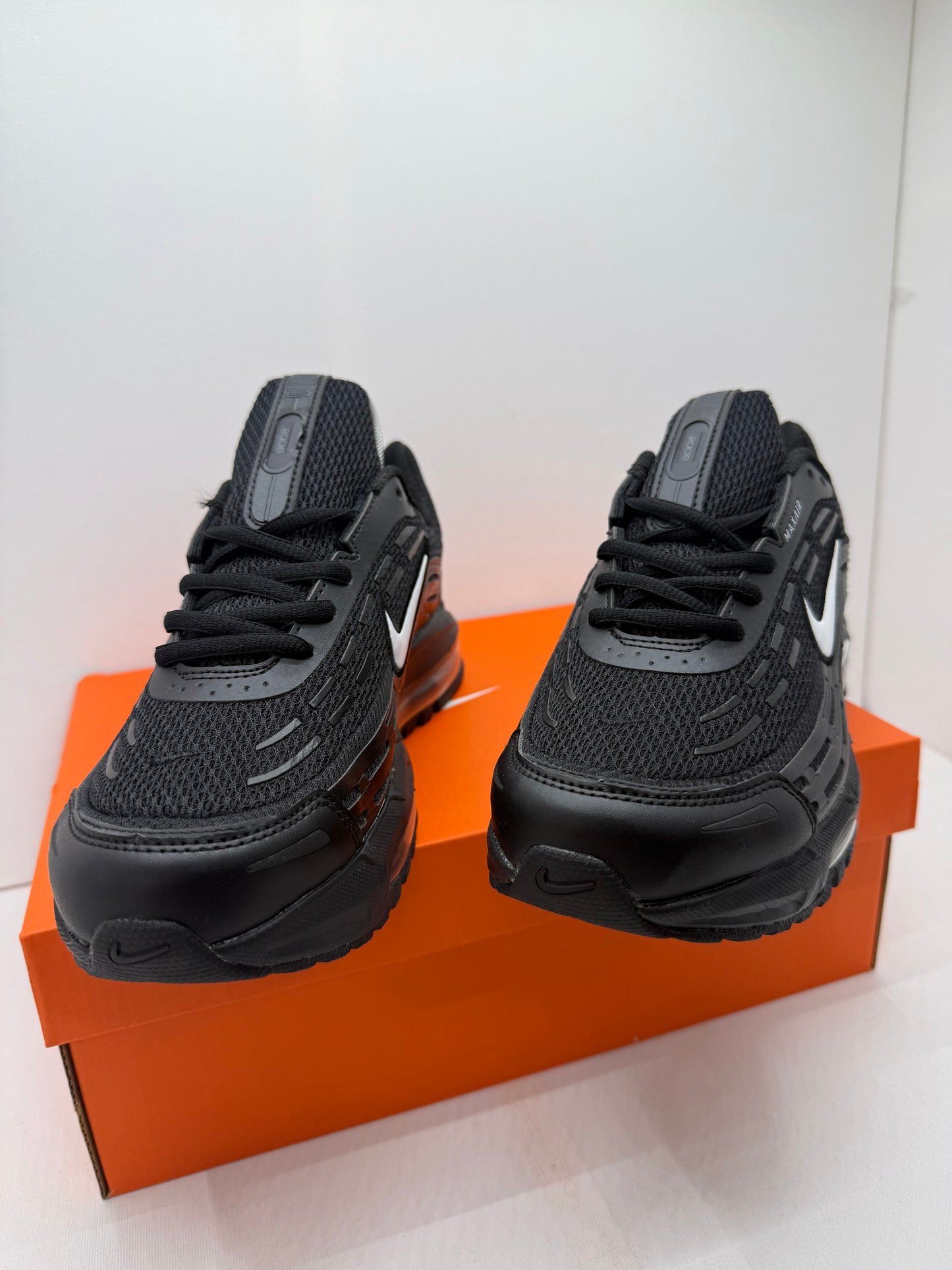 NIKE AIR MAX TL 2.5
