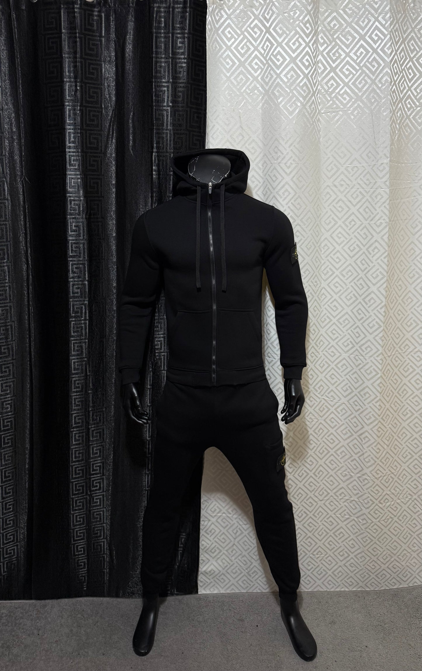 CHANDAL STONE ISLAND ALL BLACK 2024 CALIDAD 1.1 ‼️