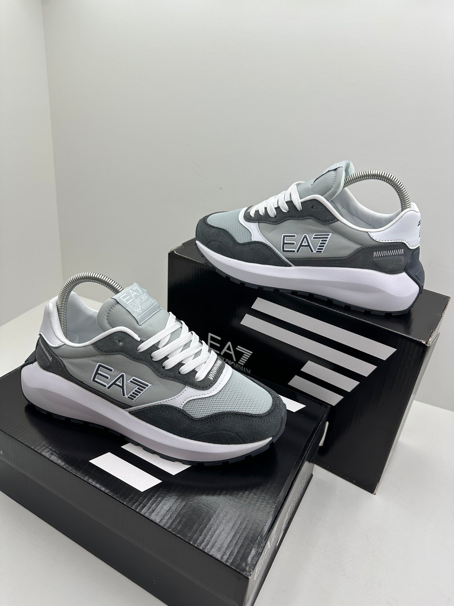 Zapatilla EA7 Grey & White