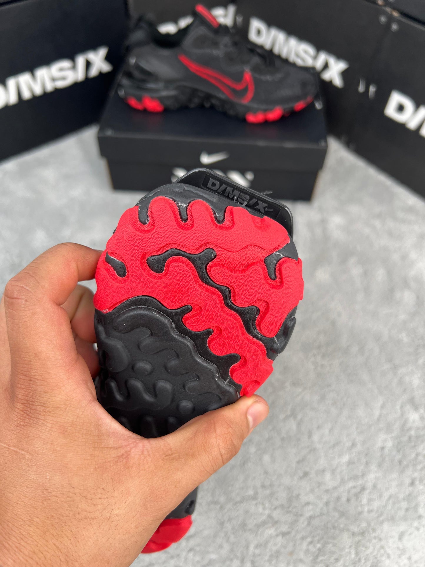 NIKE REACT VISION MX BLACK/RED