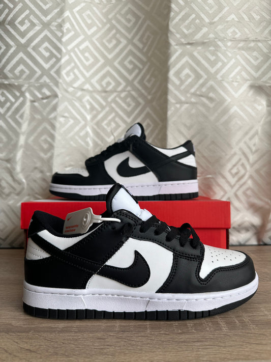 NIKE DUNK LOW PANDA 🐼