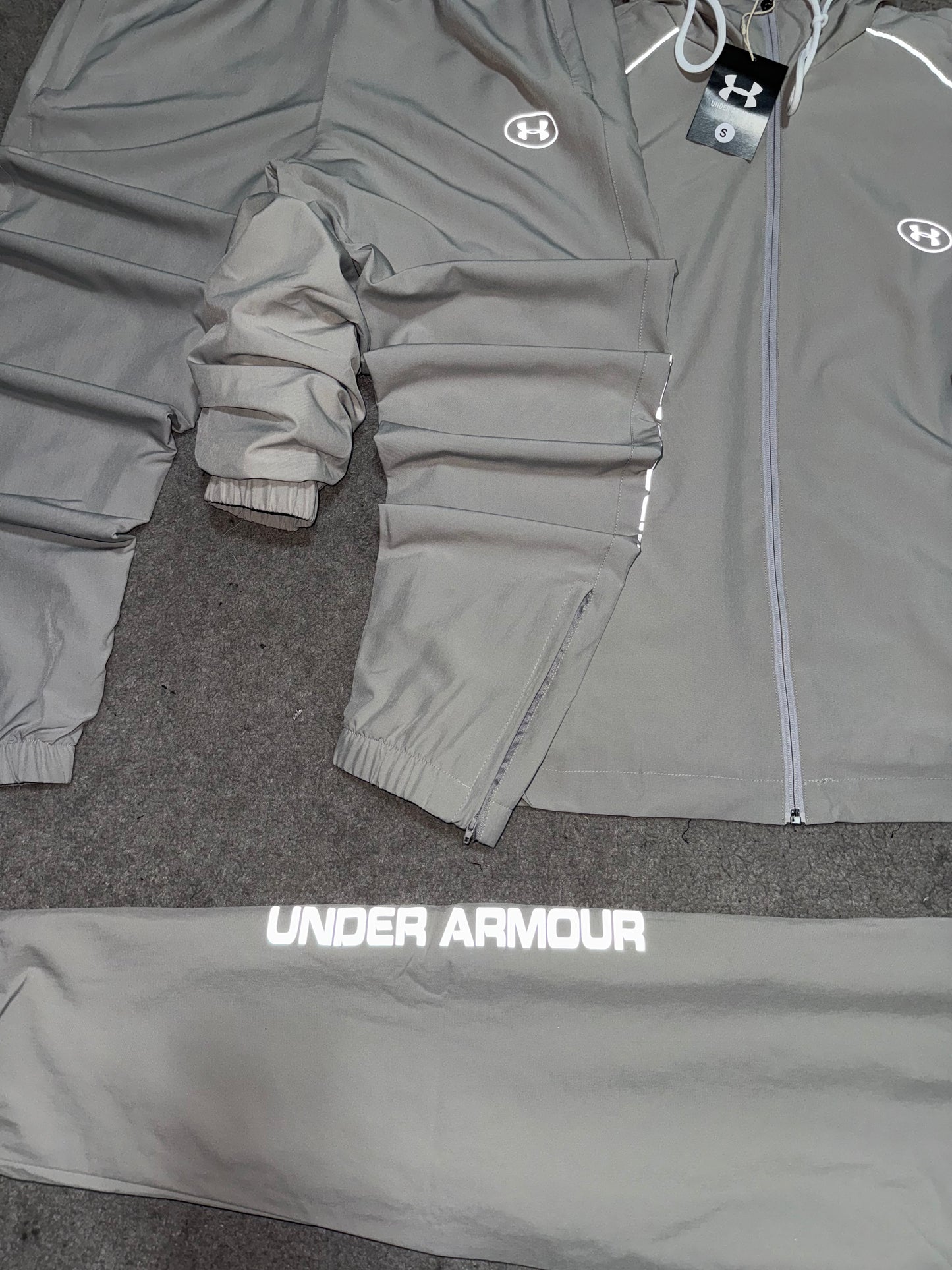 CHANDAL UNDER ARMOUR 2025 🔥 CALIDAD 1.1 🥵 BRILLA CON EL FLASH 📸