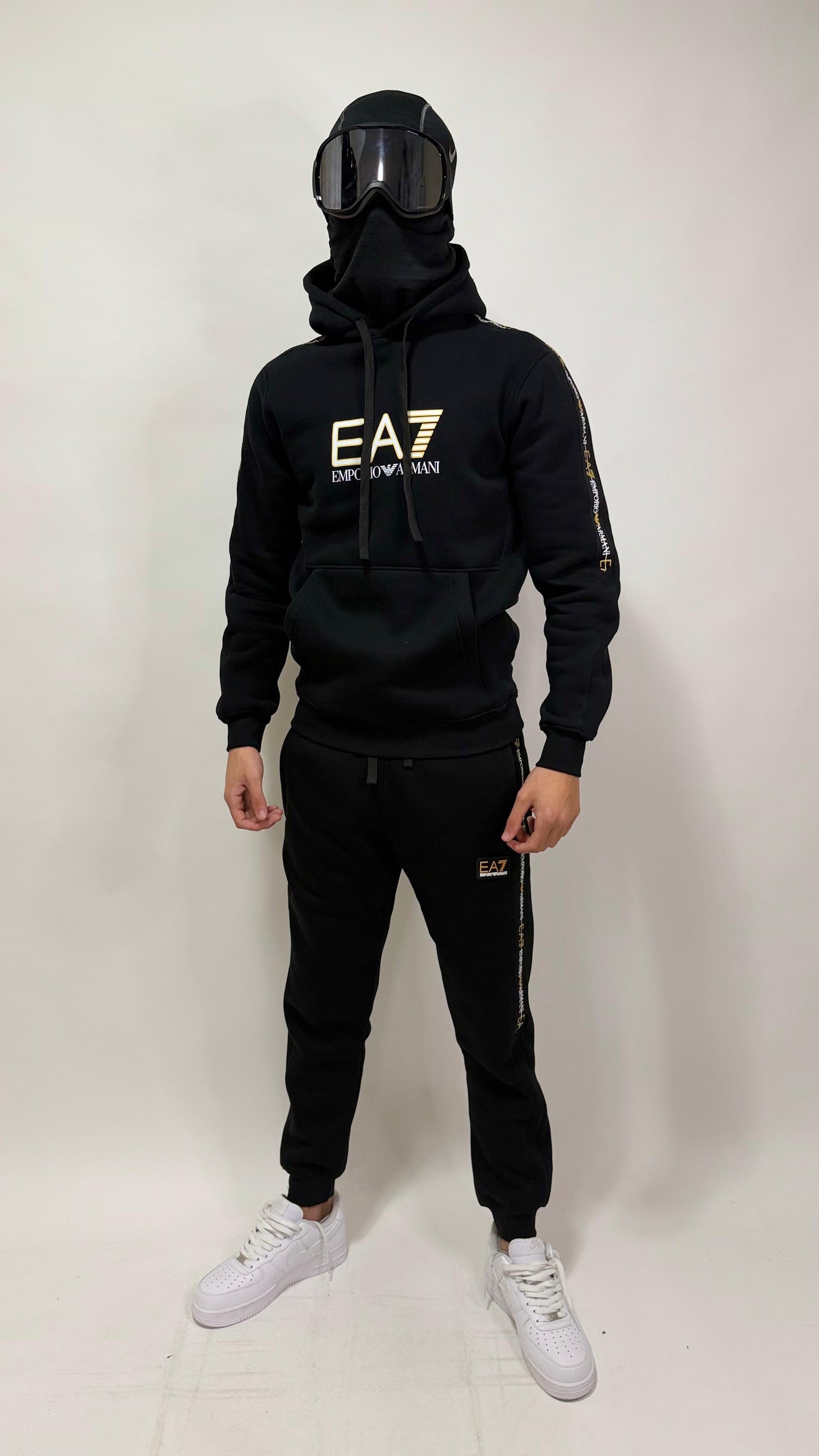 CHANDAL EMPORIO ARMANI EA7 🔥 ALTA CALIDAD 1.1 ✅ ALGODÓN 100% 😍 UNIDADES LIMITADAS ‼️