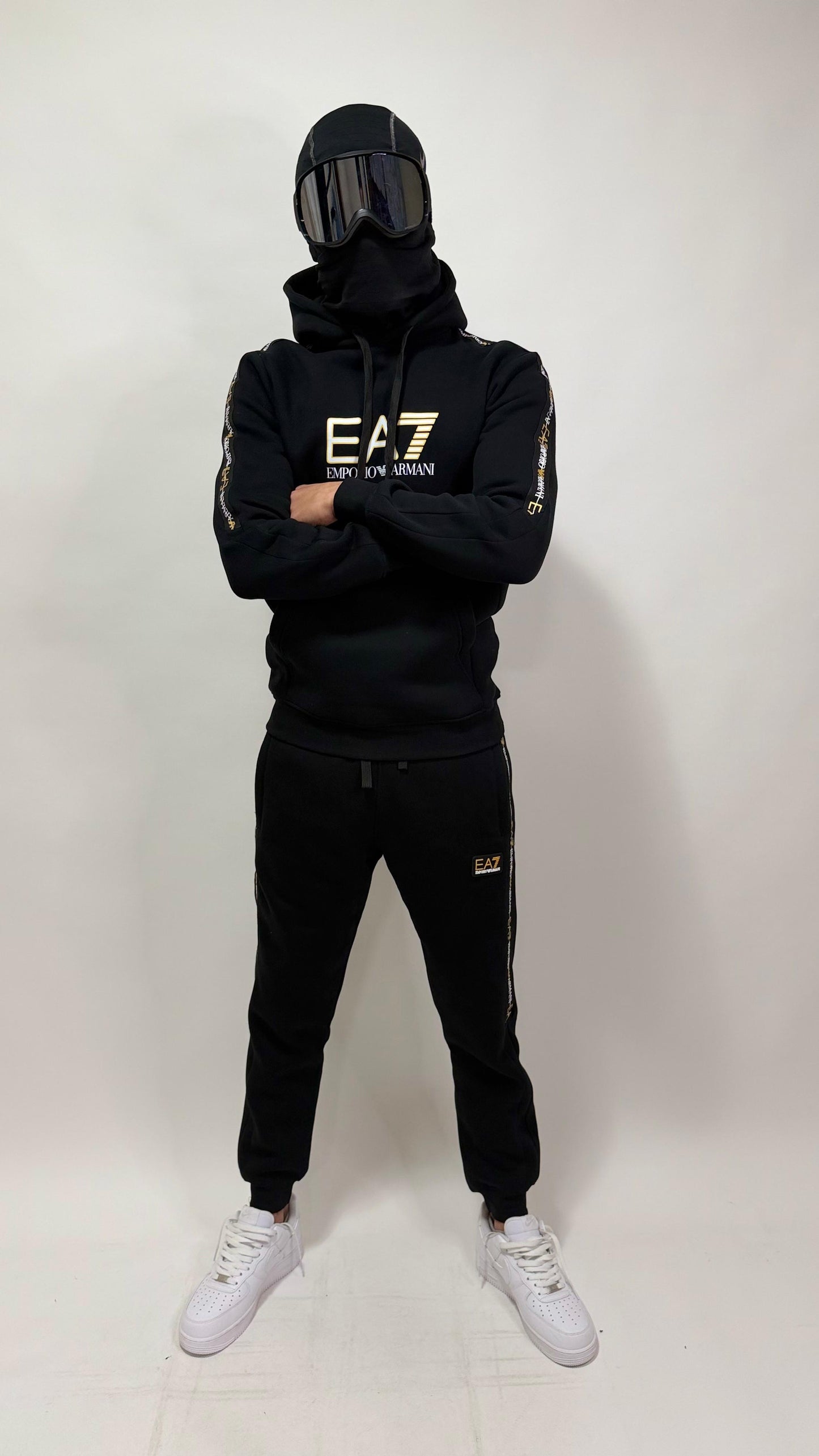 CHANDAL EMPORIO ARMANI EA7 🔥 ALTA CALIDAD 1.1 ✅ ALGODÓN 100% 😍 UNIDADES LIMITADAS ‼️