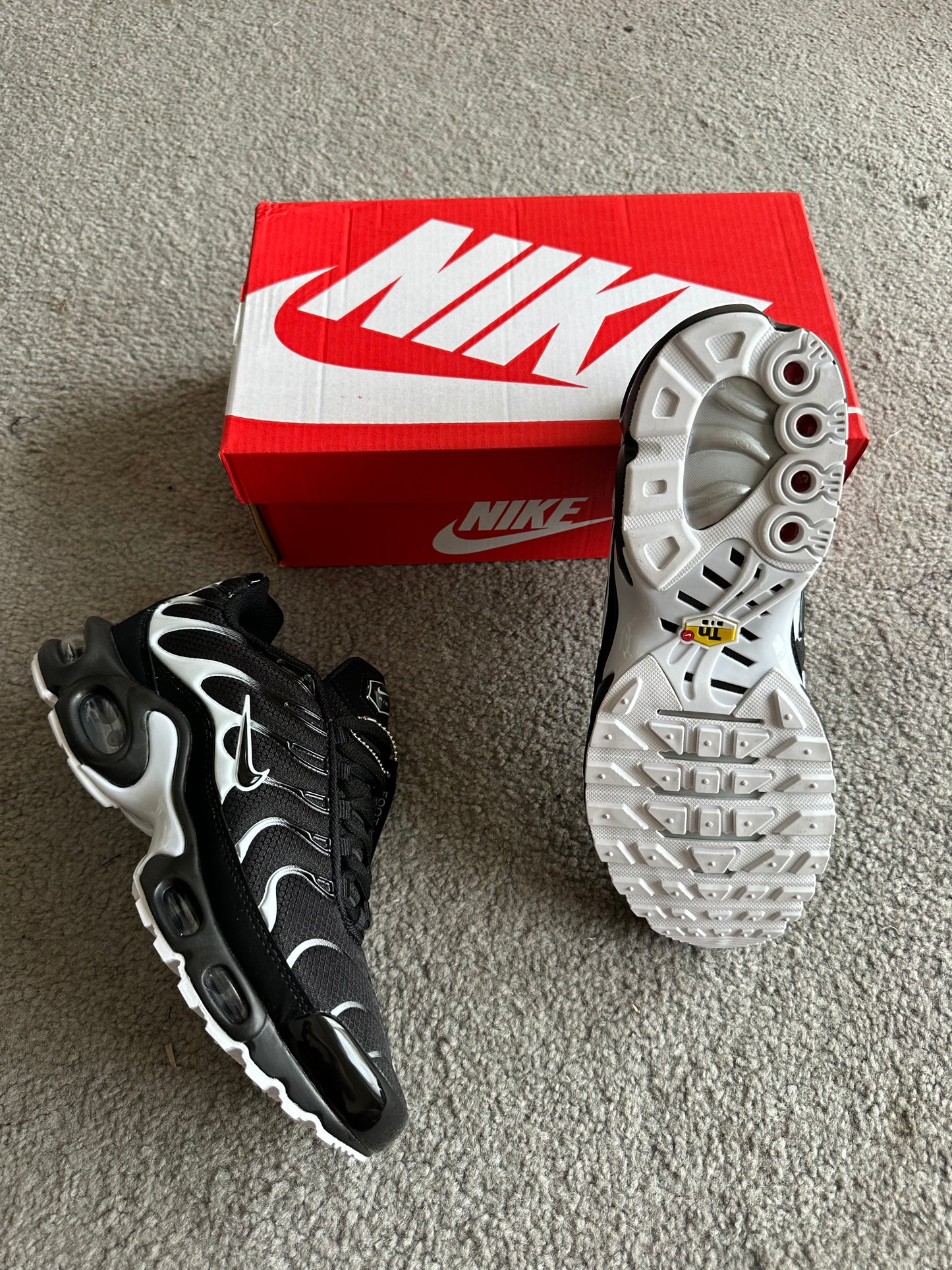 NIKE TN 2024 BLACK/WHITE ⚫️⚪️