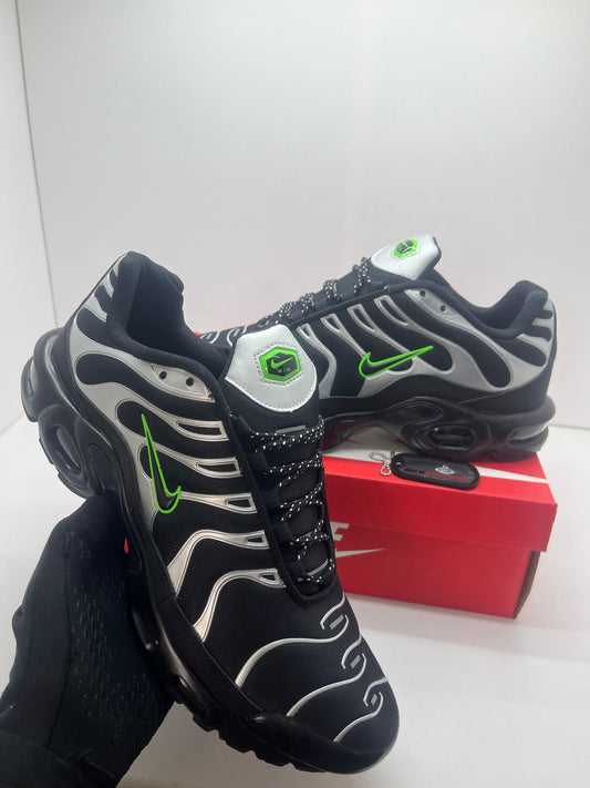 NIKE TN