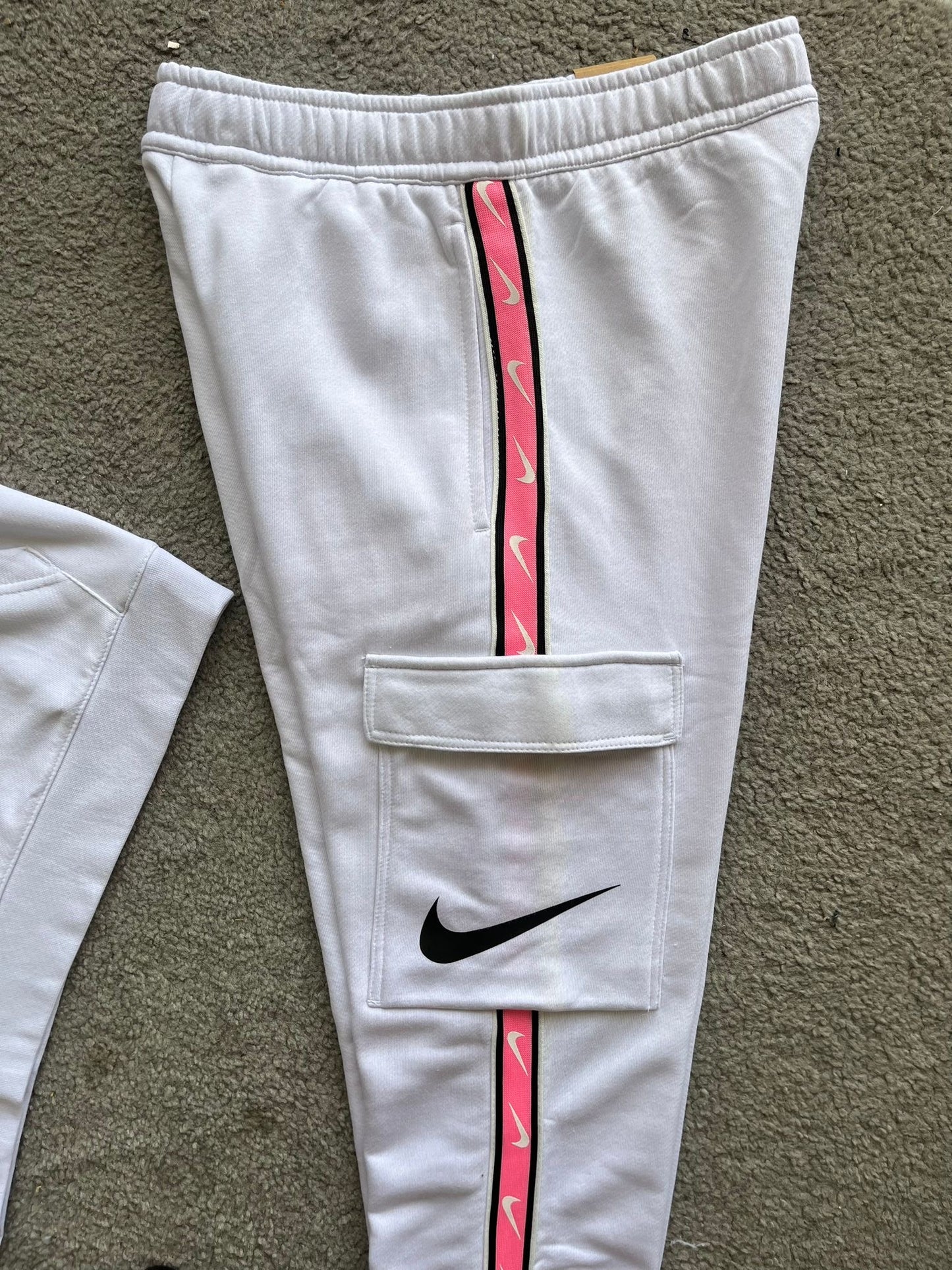 CHANDAL NIKE 2024 🩷⚪️