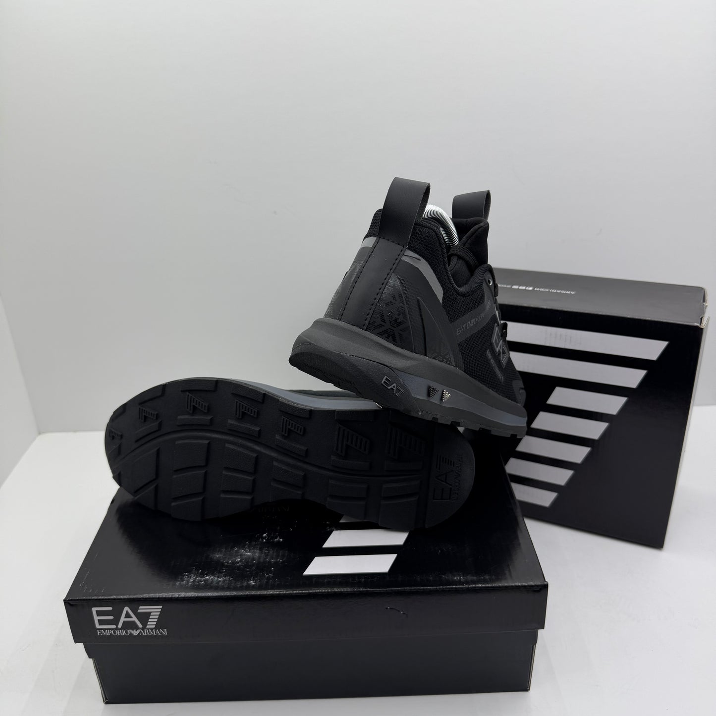 ZAPATILLAS EMPORIO ARMANI EA7 2026 🔥 CALIDAD AAA+ ✅ 2 UNIDADES TALLA 43 ‼️