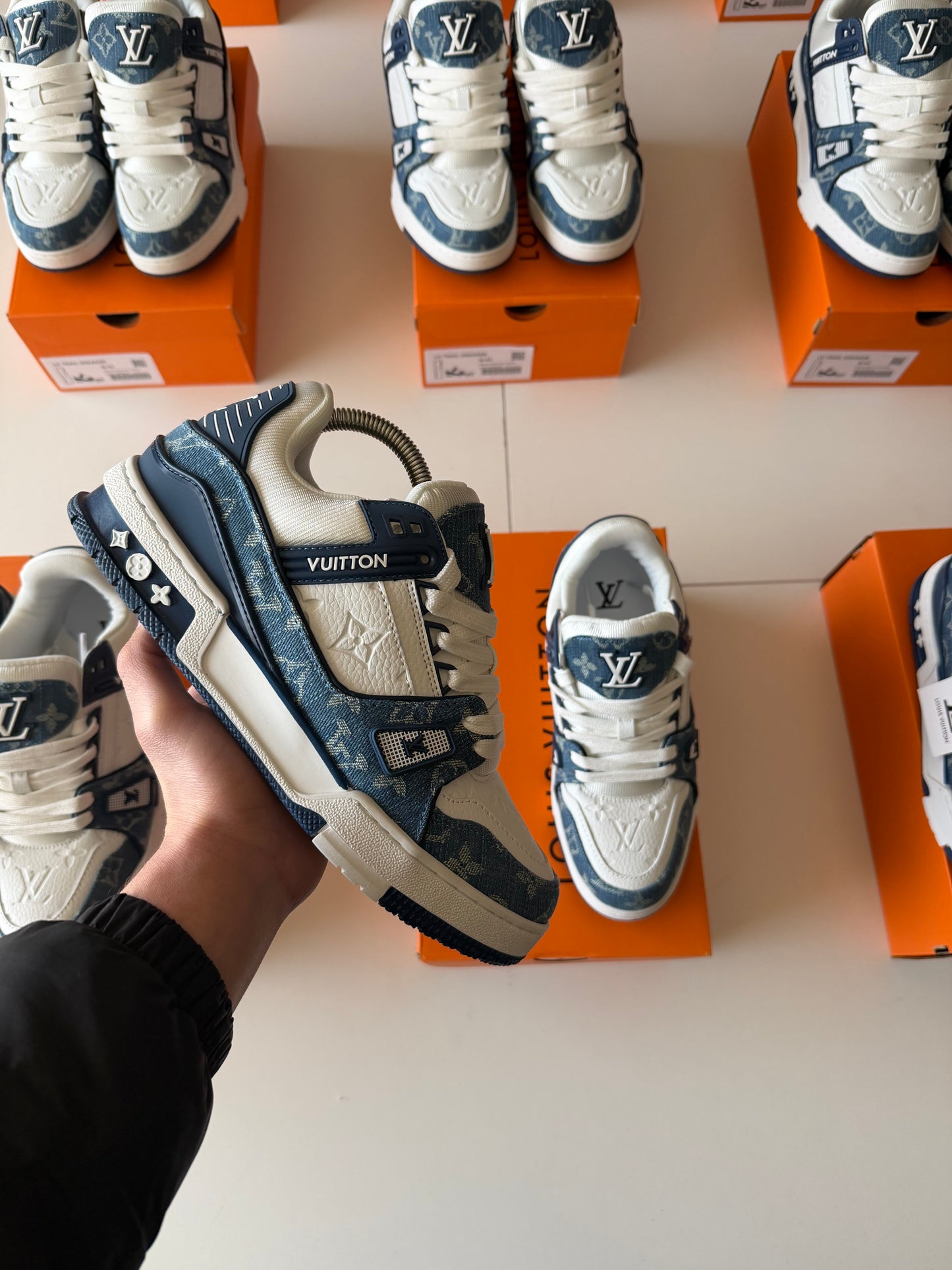 LOUIS VUITTON TRAINER
