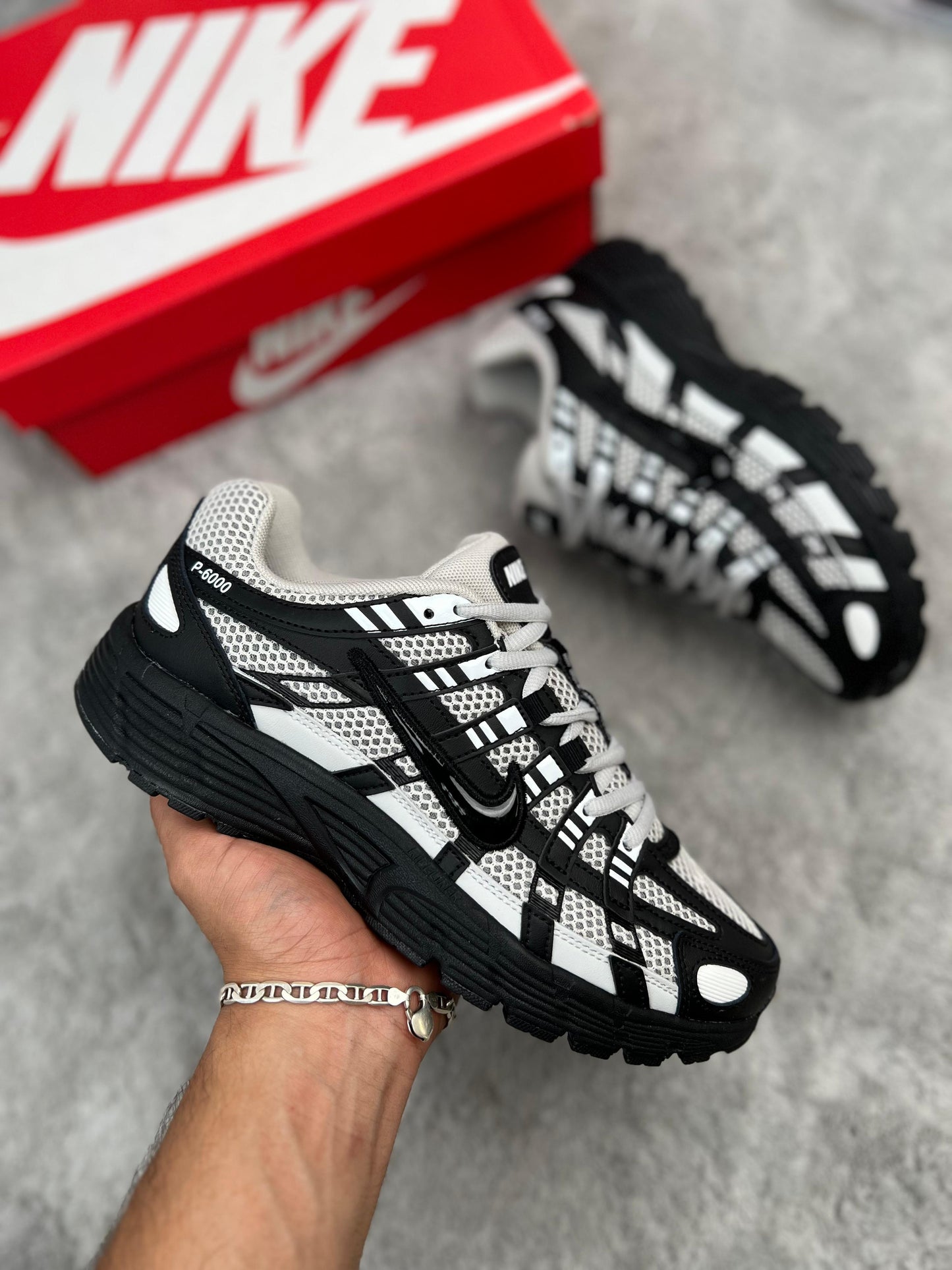 NIKE P6000 BLACK WHITE 🐼