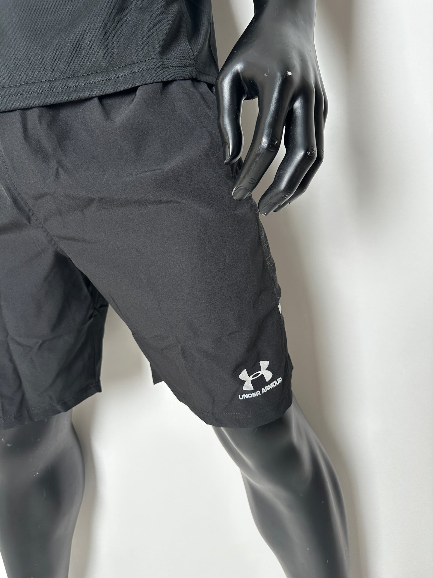 Louis Vuitton Skate + CONJUNTO UNDER ARMOUR GRATIS ‼️✅