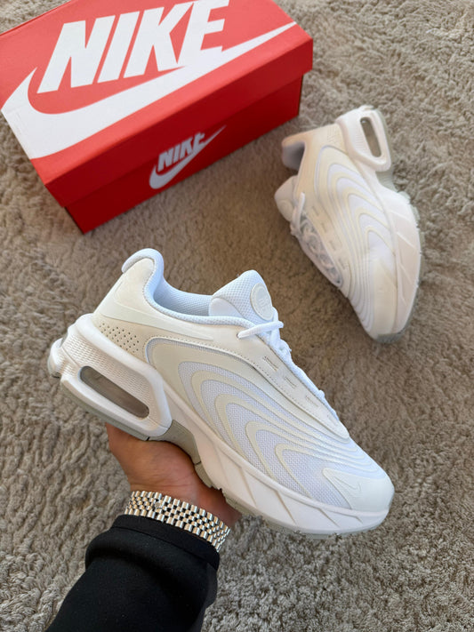 NIKE AIR MAX FIRE WHITE