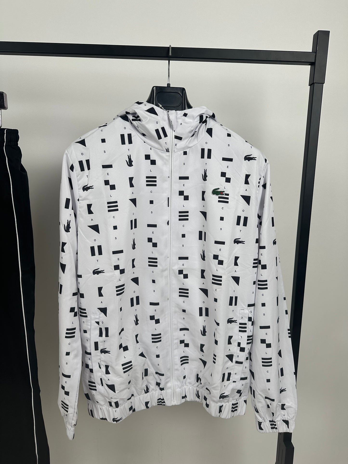 Chandal Lacoste Black & White