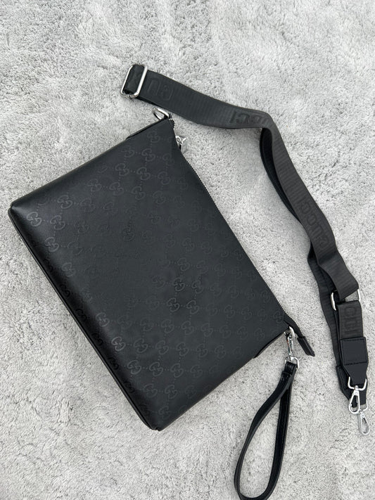 BANDOLERAS GUCCI (PUEDES USARLA COMO NECESER TAMBIÉN)