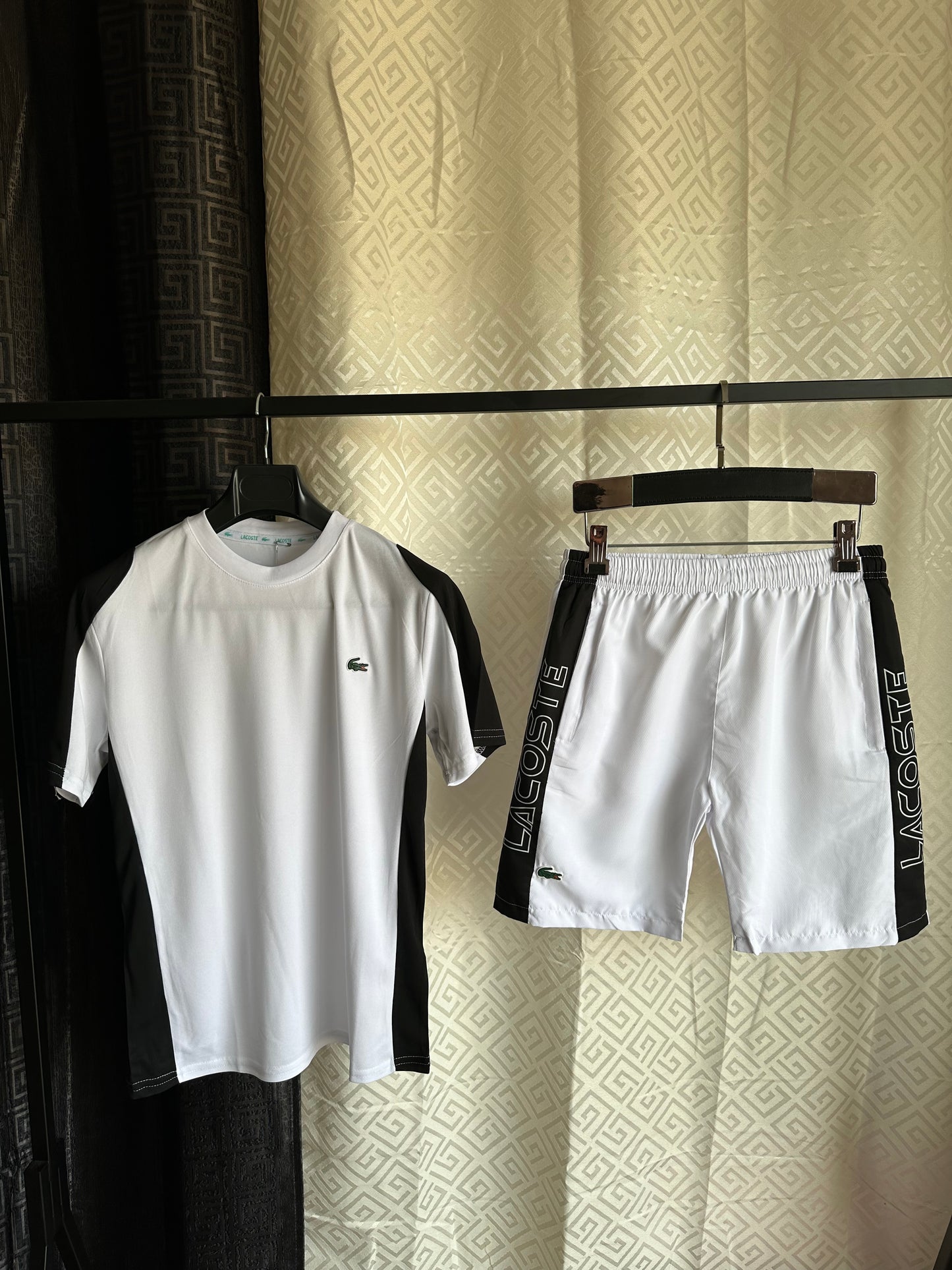 Conjunto de verão Lacoste