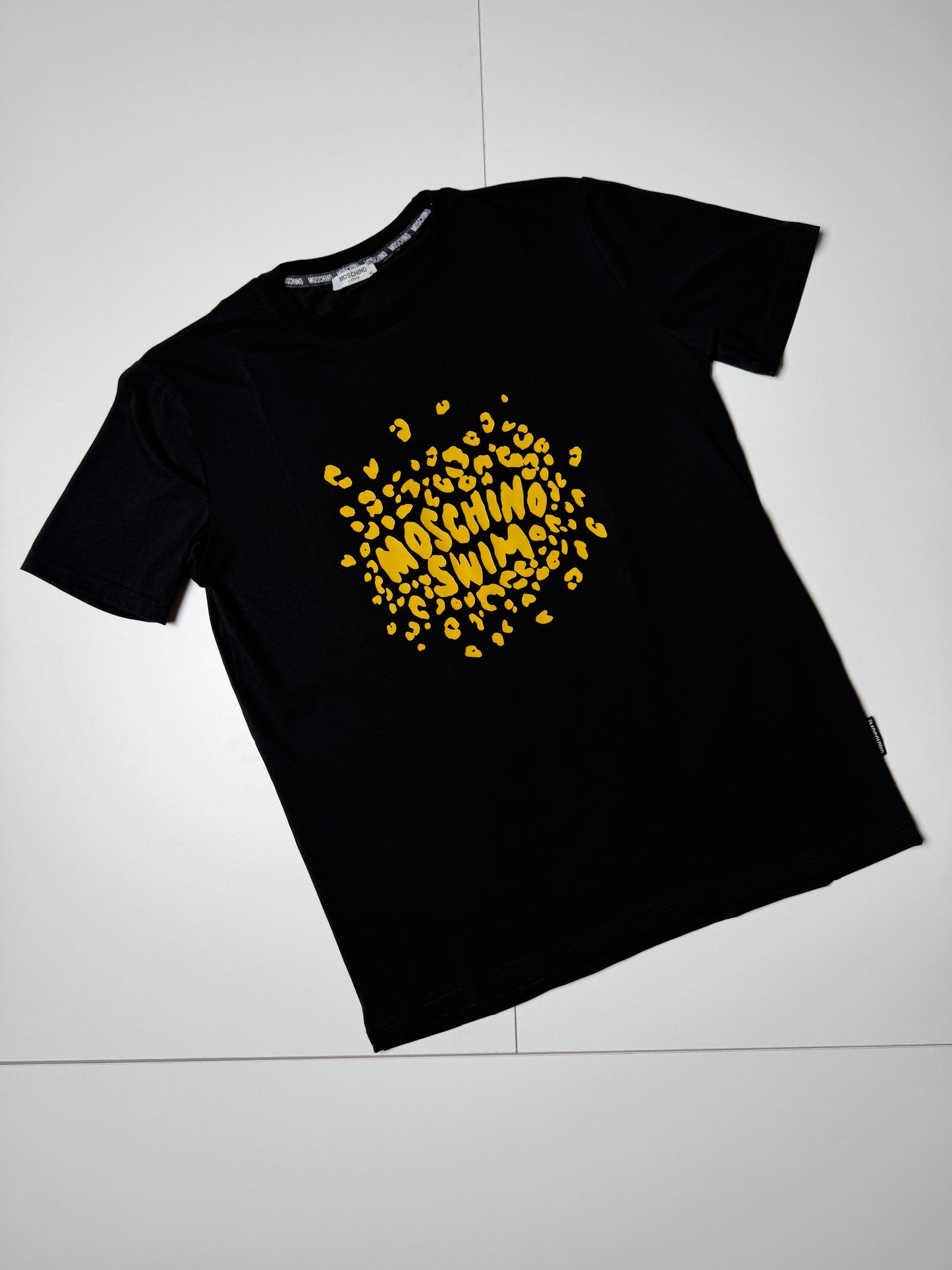 Camiseta Moschino