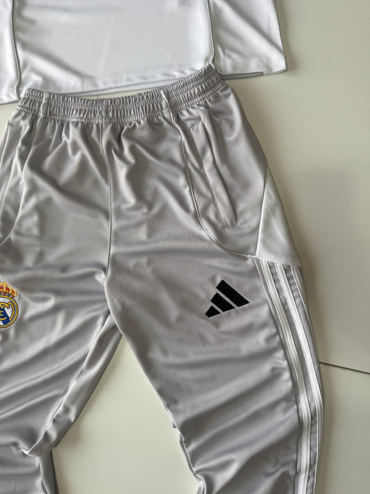 CHANDAL REAL MADRID 2026