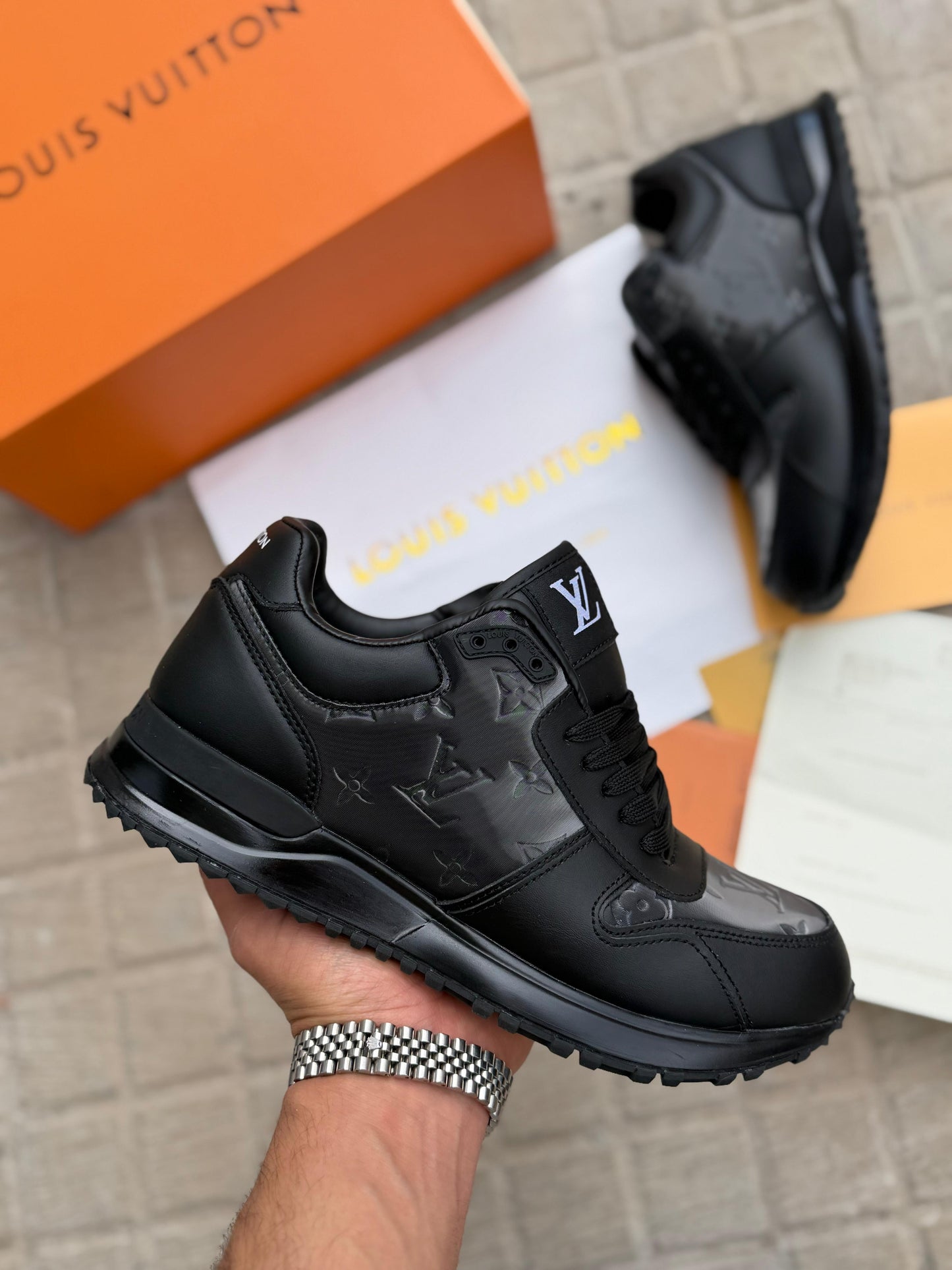 LOUIS VUITTON RUN AWAY🔥 ALTA CALIDAD G5 ✅ UNIDADES LIMITADAS