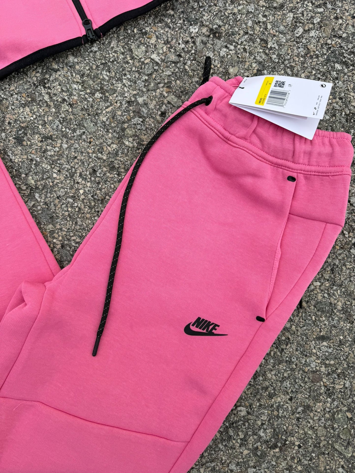 NIKE TECH 2026 PINK 🔥 UNIDADES LIMITADAS ‼️ CALIDAD G5 😍 LA MEJOR DEL MERCADO ✅ IDÉNTICO AL ORIGINAL 🥵 UNIDADES LIMITADAS 🔥