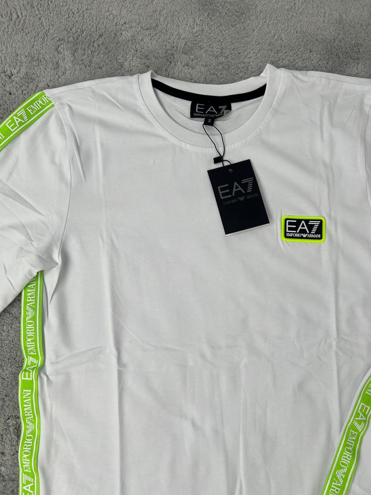 Conjunto verano EA7 2025