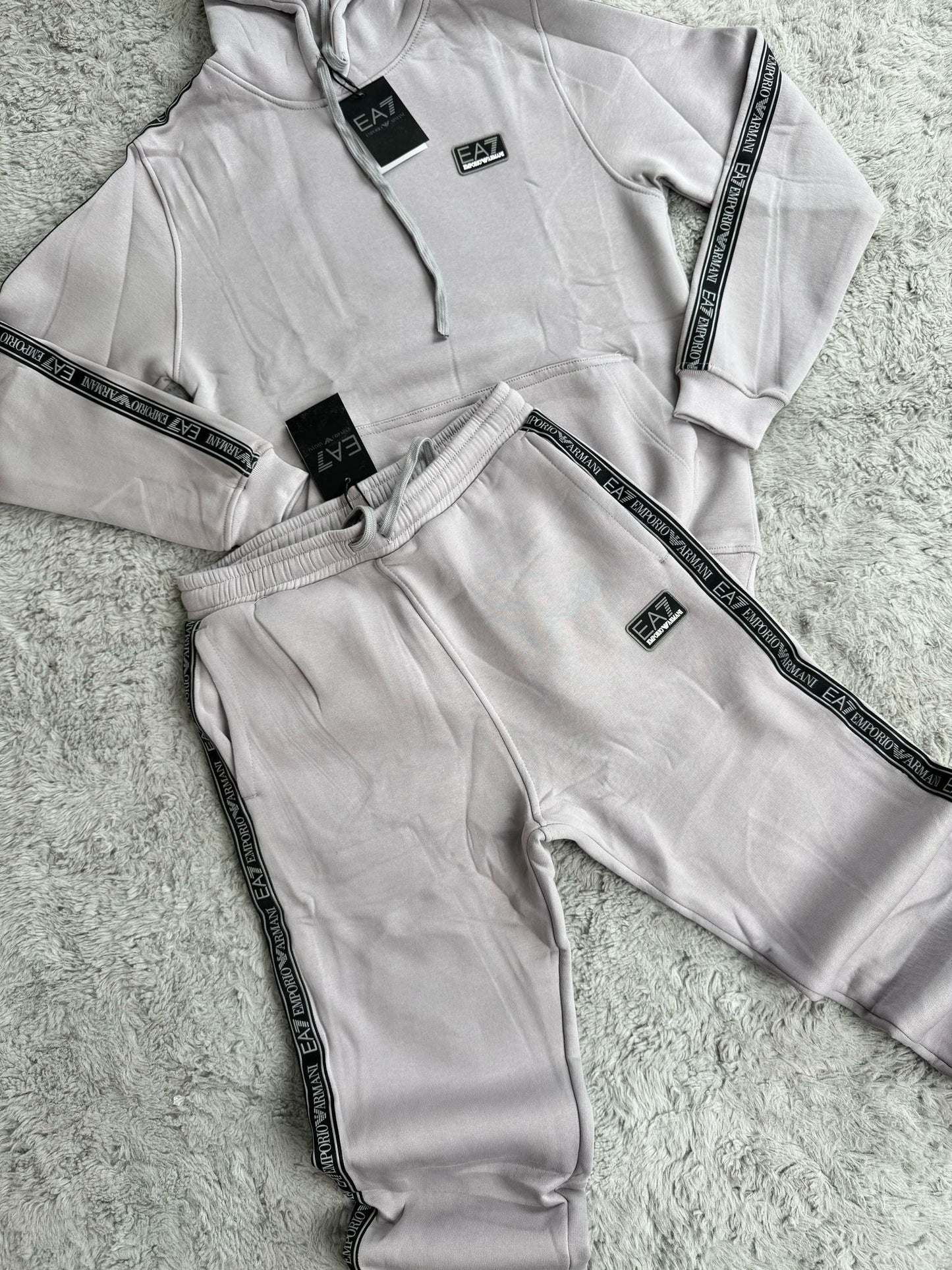 CHANDAL EMPORIO ARMANI EA7 🩶