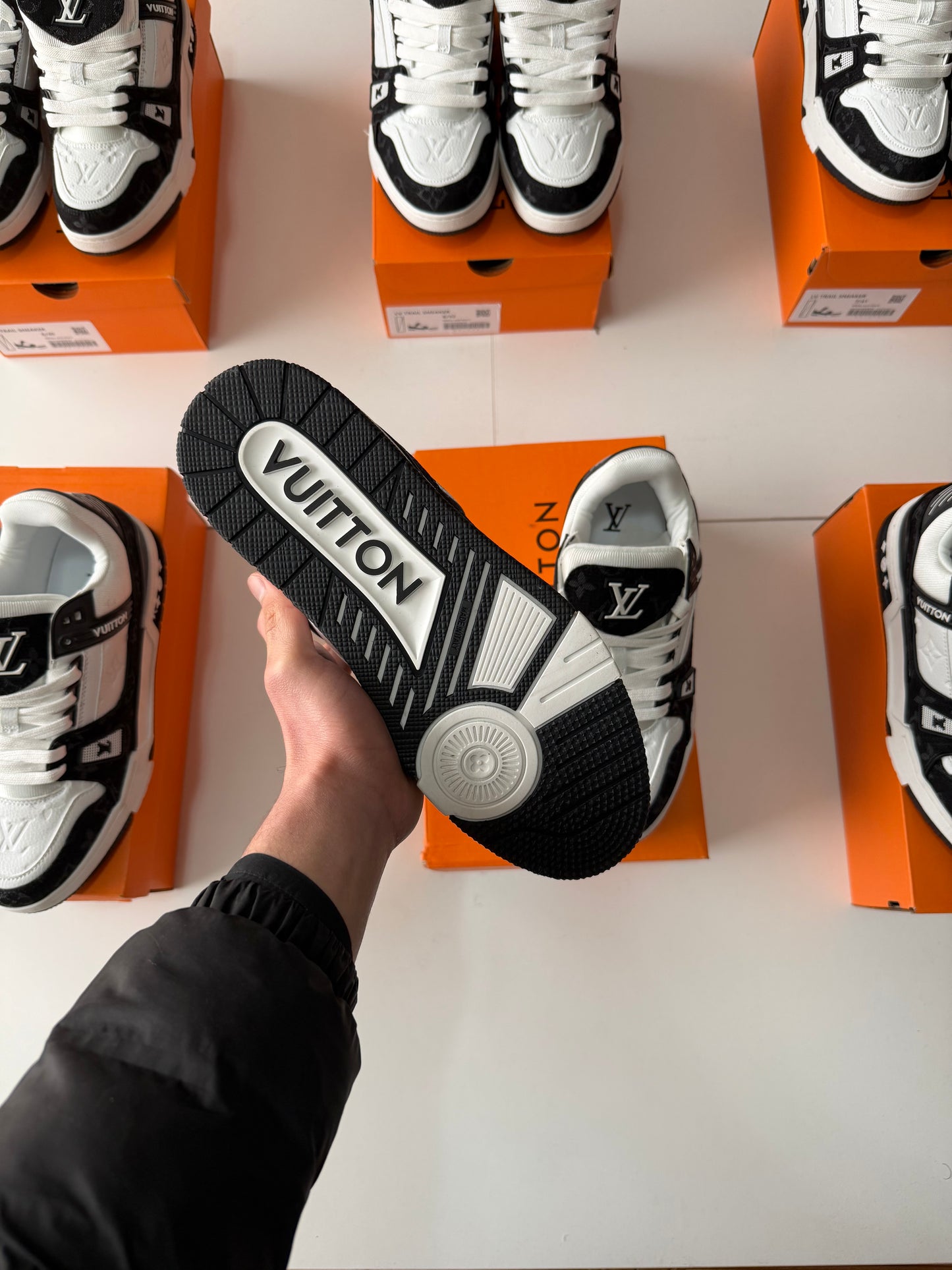 LOUIS VUITTON TRAINER