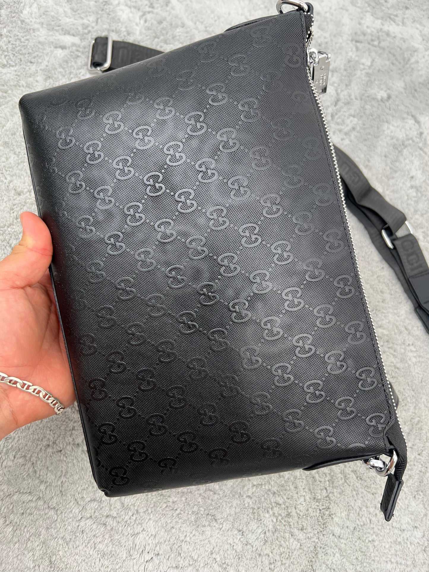 BANDOLERAS GUCCI (PUEDES USARLA COMO NECESER TAMBIÉN)