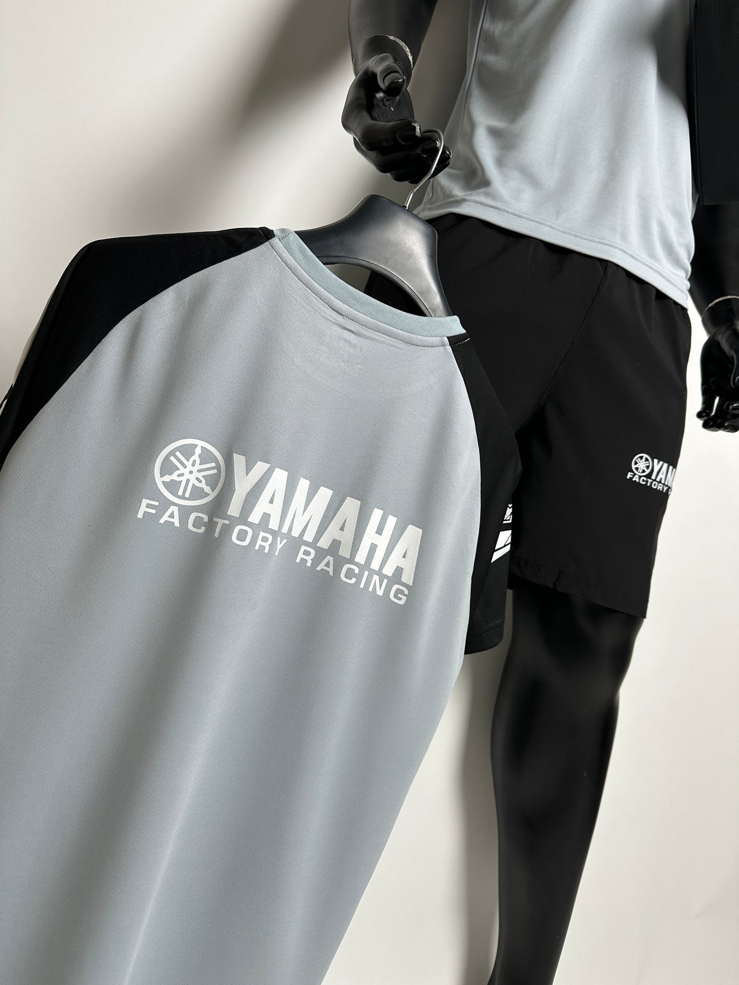 SUPER PACK 🔥 CONJUNTO YAMAHA + BANDOLERA LOUIS VUITTON ‼️ UNIDADES LIMITADAS ✅ CALIDAD MÁXIMA 🥵