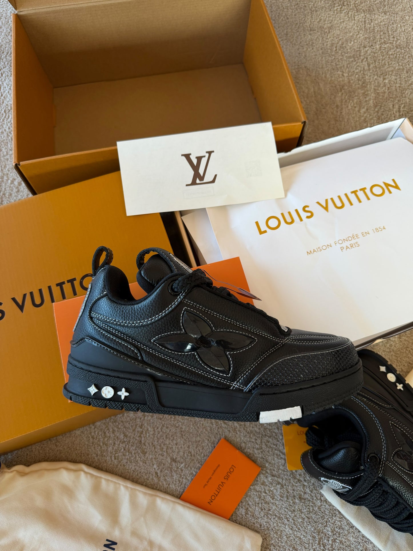 LOUIS VUITTON SKATE 🔥 MODELO NUEVO 🆕 HIGH COPY IDÉNTICO AL ORIGINAL ✅ LA MEJOR CALIDAD QUE HEMOS TRAÍDO ‼️ UNIDADES LIMITADAS 🥵