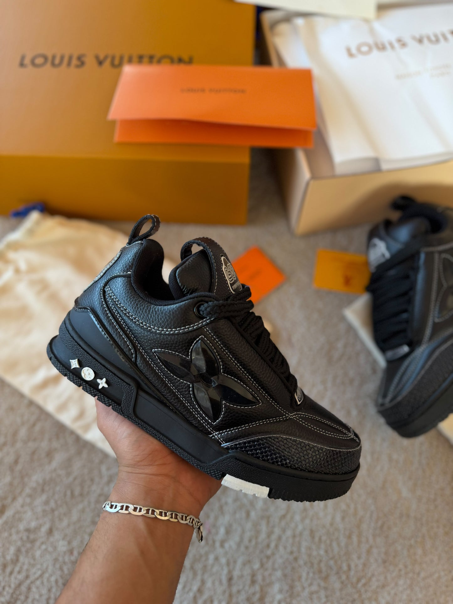 LOUIS VUITTON SKATE 🔥 MODELO NUEVO 🆕 HIGH COPY IDÉNTICO AL ORIGINAL ✅ LA MEJOR CALIDAD QUE HEMOS TRAÍDO ‼️ UNIDADES LIMITADAS 🥵