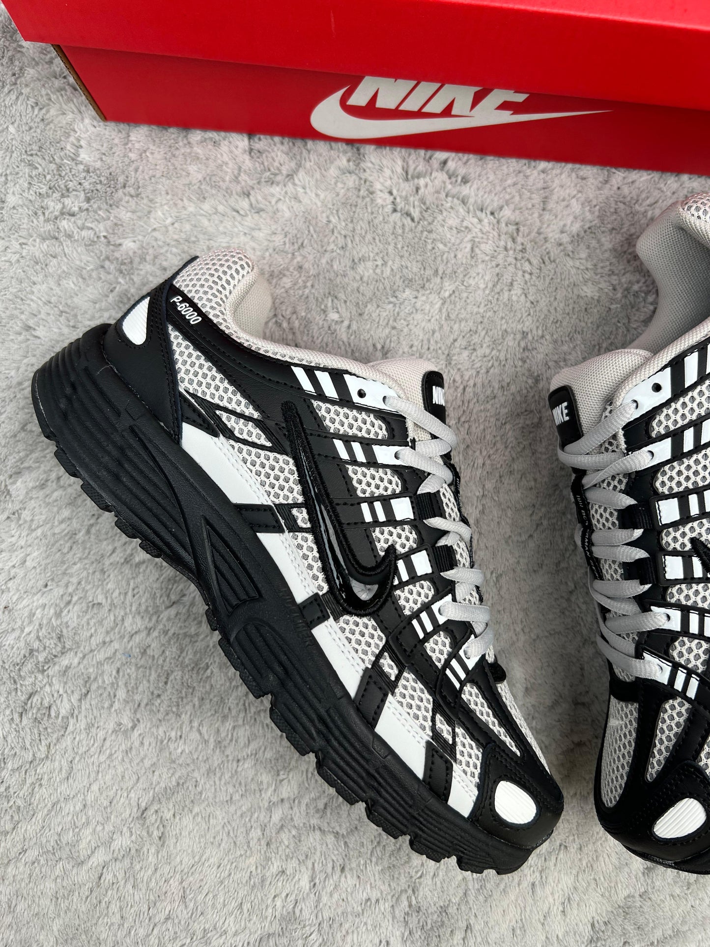 NIKE P6000 BLACK WHITE 🐼