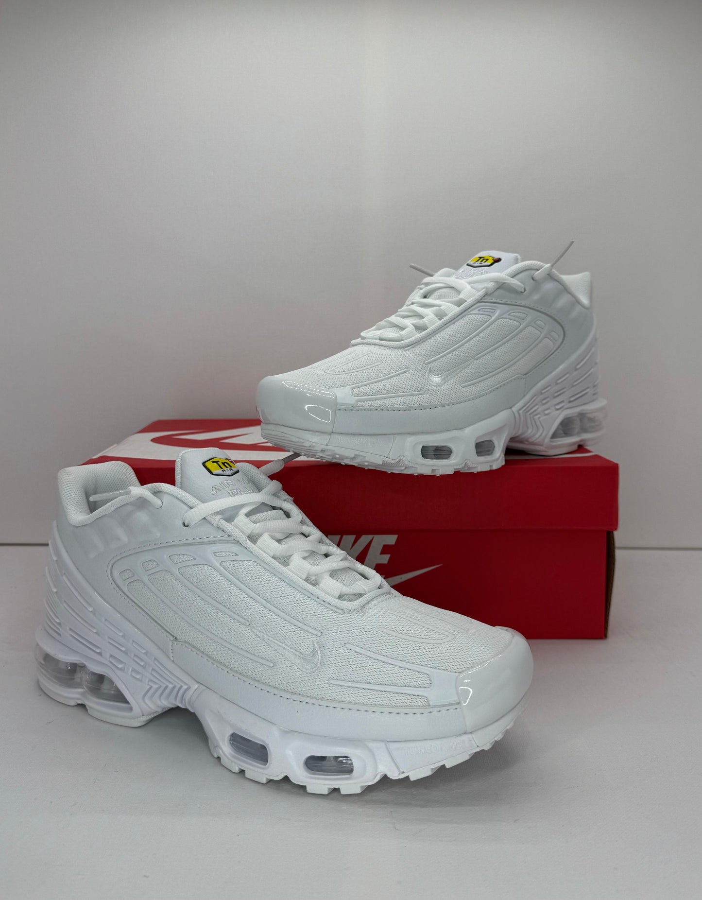 NIKE TUNED ALL WHITE 🔥