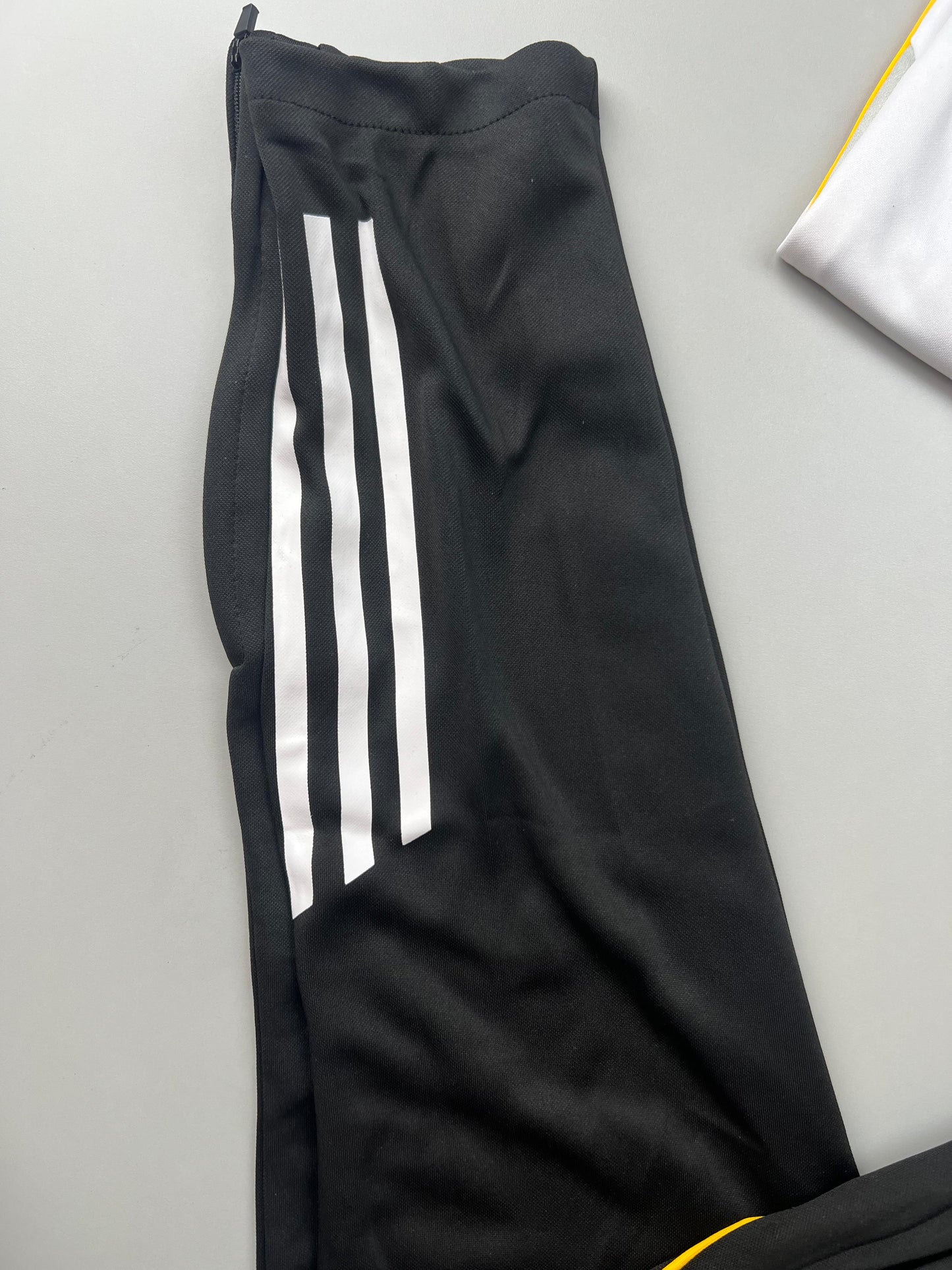 CHANDAL REAL MADRID 2026