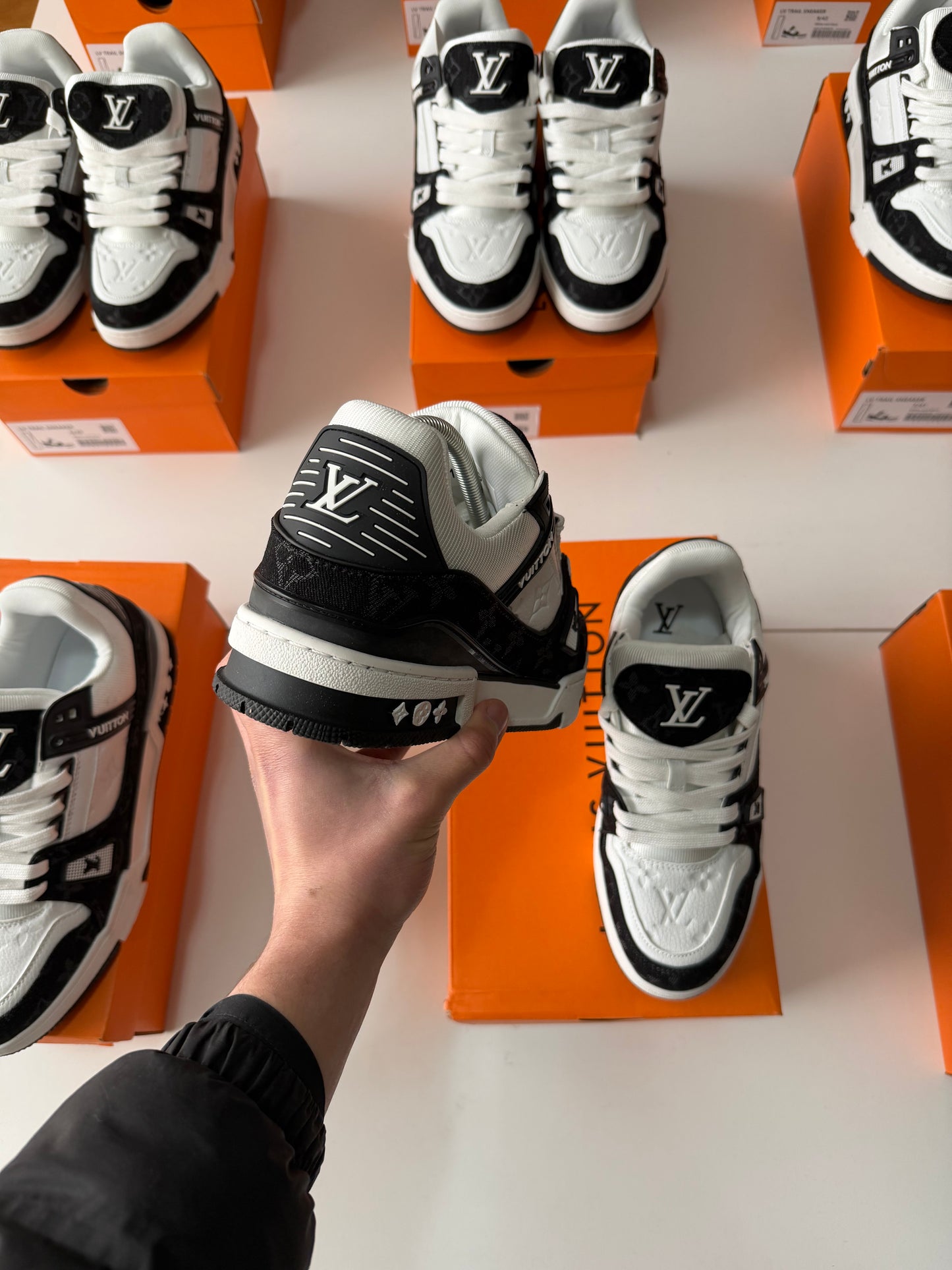 LOUIS VUITTON TRAINER