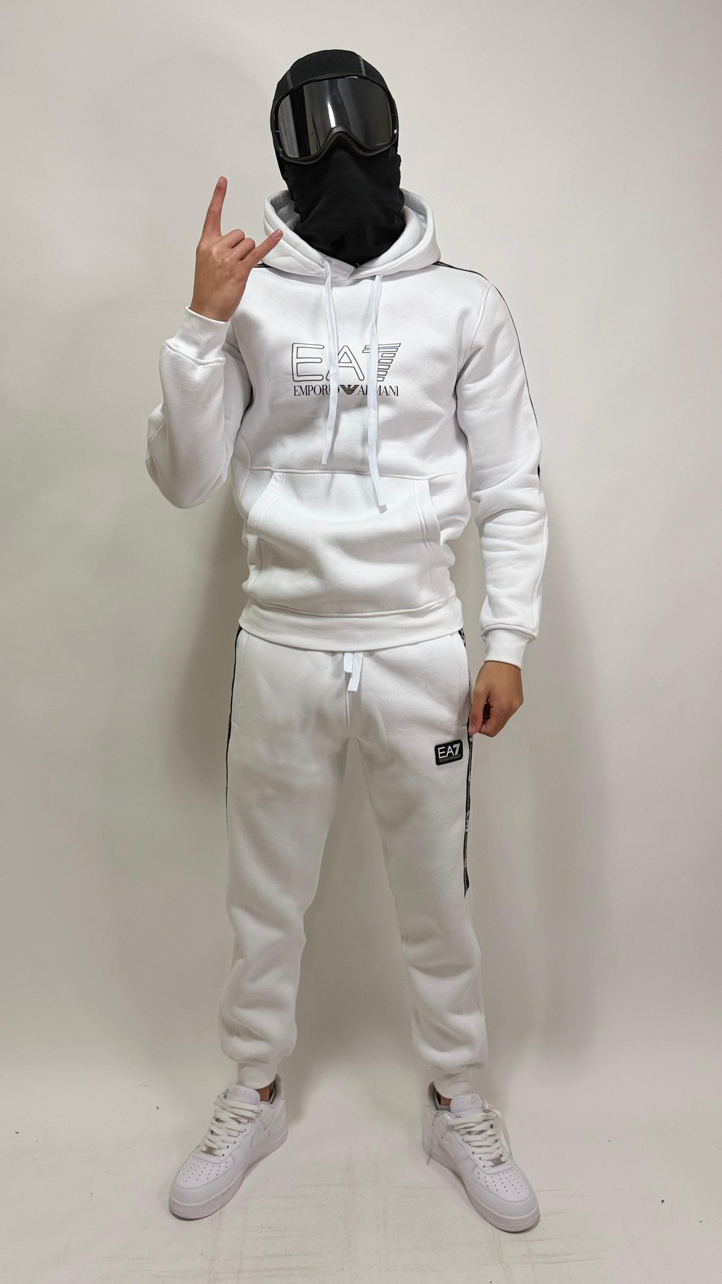 CHANDAL EMPORIO ARMANI EA7 🔥 ALTA CALIDAD 1.1 ✅ ALGODÓN 100% 😍 UNIDADES LIMITADAS ‼️