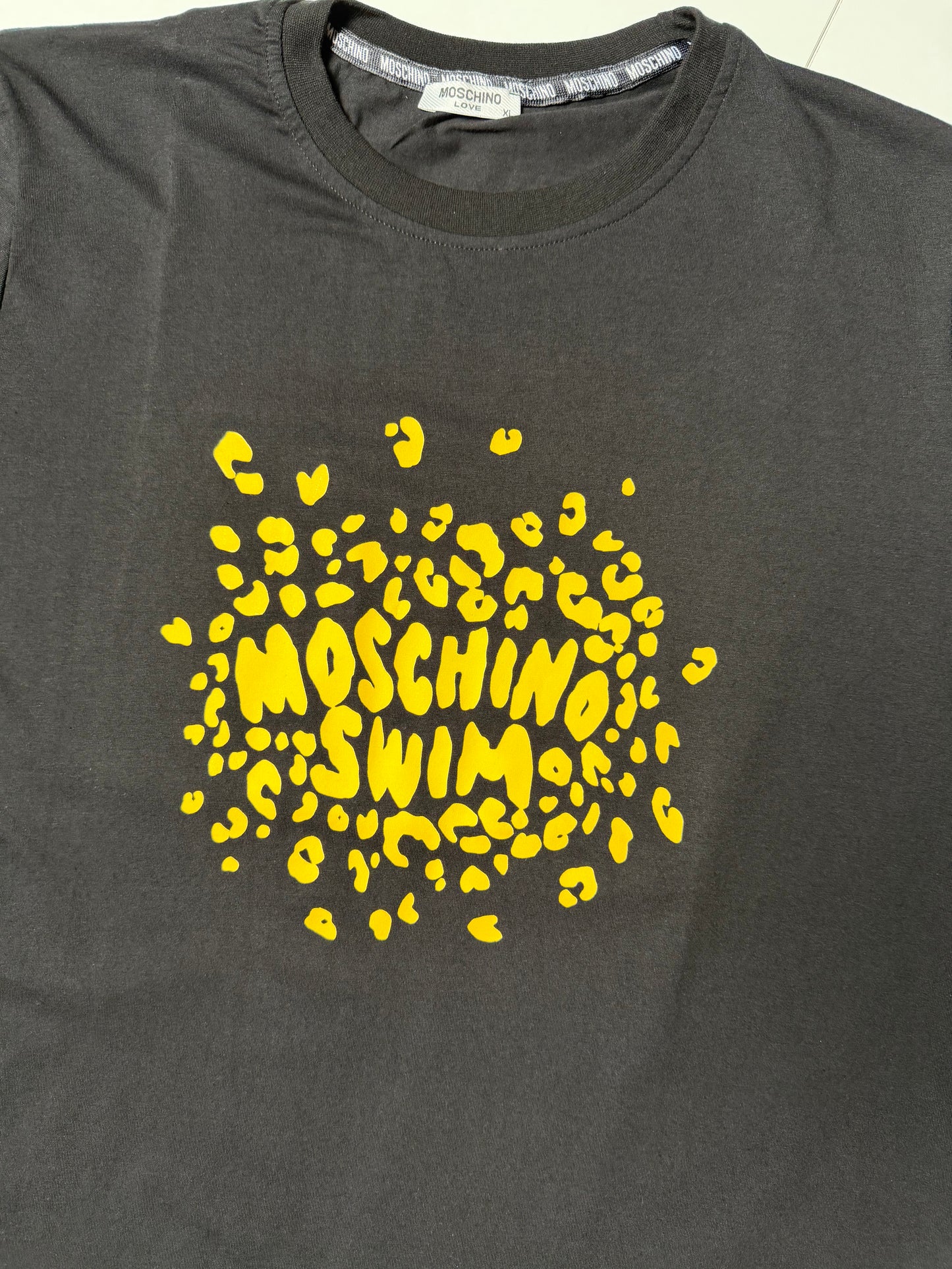 Camiseta Moschino