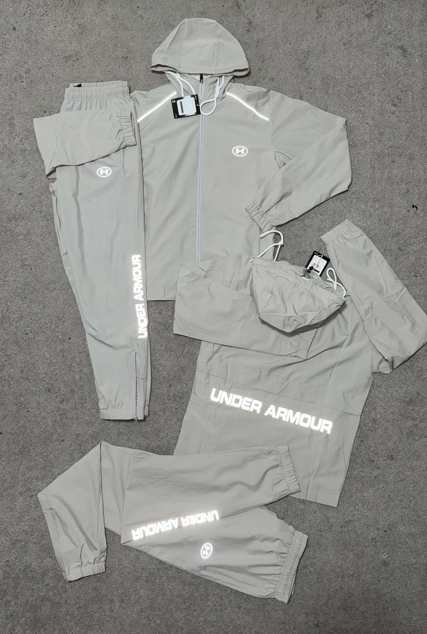 CHANDAL UNDER ARMOUR 2025 🔥 CALIDAD 1.1 🥵 BRILLA CON EL FLASH 📸