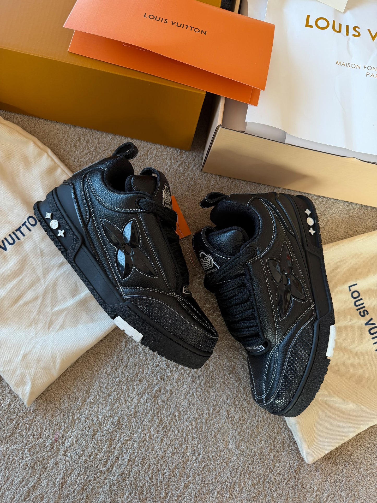 LOUIS VUITTON SKATE 🔥 MODELO NUEVO 🆕 HIGH COPY IDÉNTICO AL ORIGINAL ✅ LA MEJOR CALIDAD QUE HEMOS TRAÍDO ‼️ UNIDADES LIMITADAS 🥵