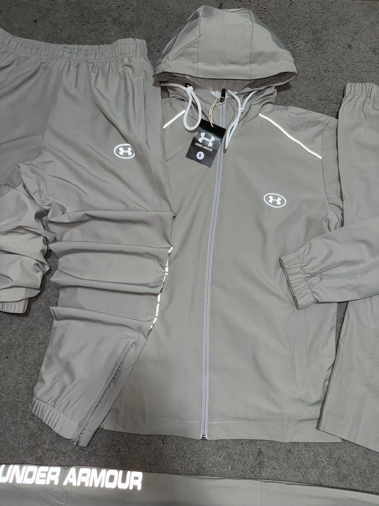 CHANDAL UNDER ARMOUR 2025 🔥 CALIDAD 1.1 🥵 BRILLA CON EL FLASH 📸