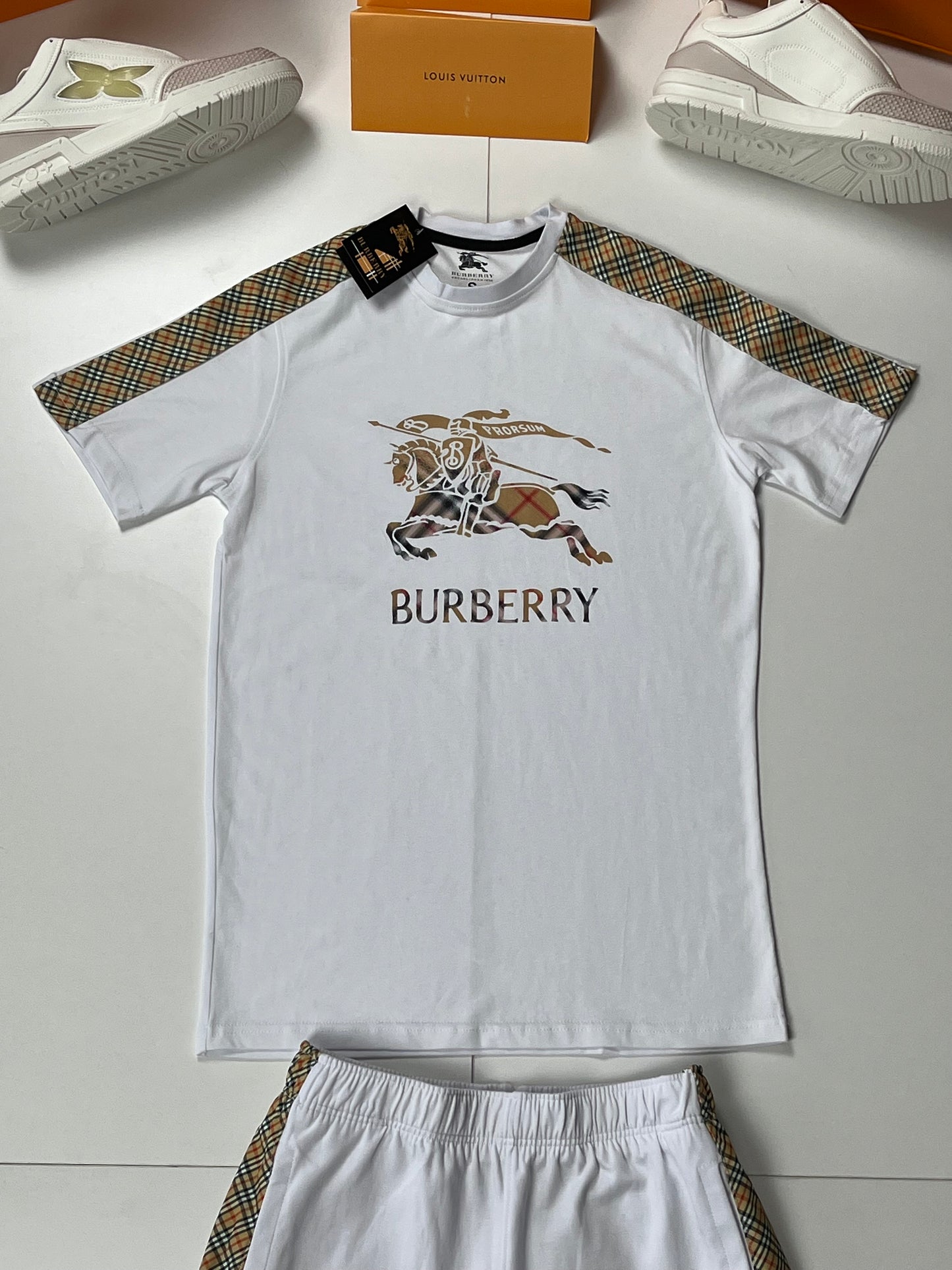 CONJUNTO VERANO BURBERRY‼️UNIDADES LIMITADAS 🥵 ALTA CALIDAD G5 ✅