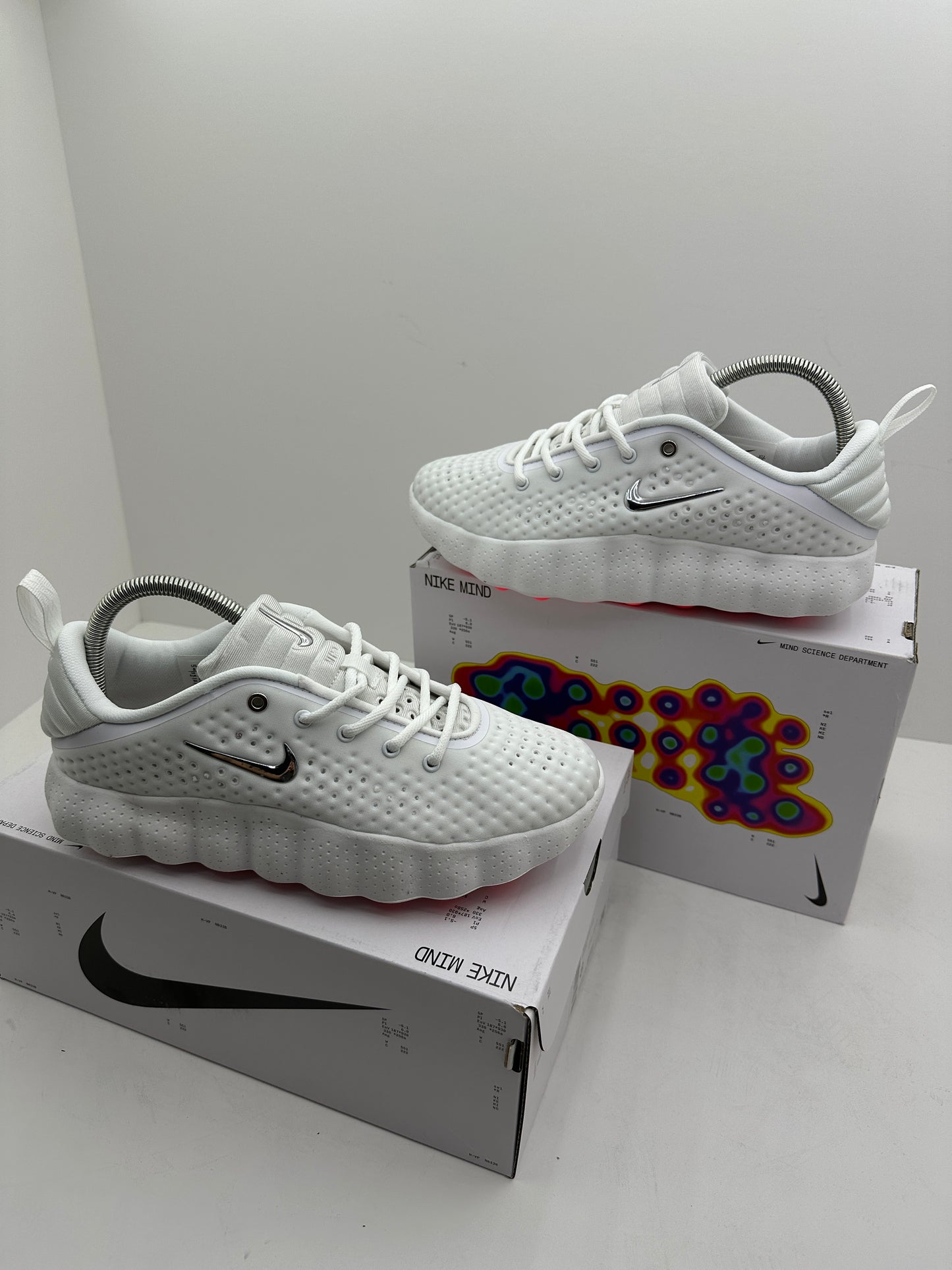 Nike Mind White