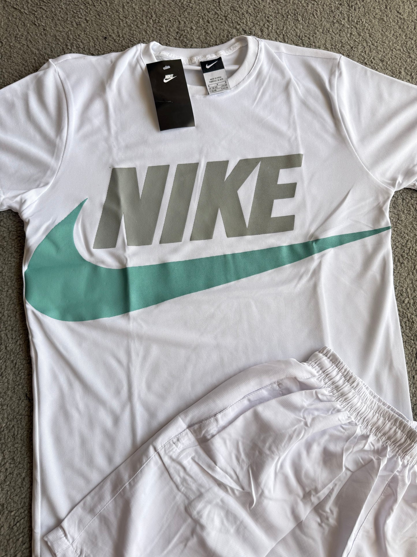 CONJUNTO VERANO NIKE