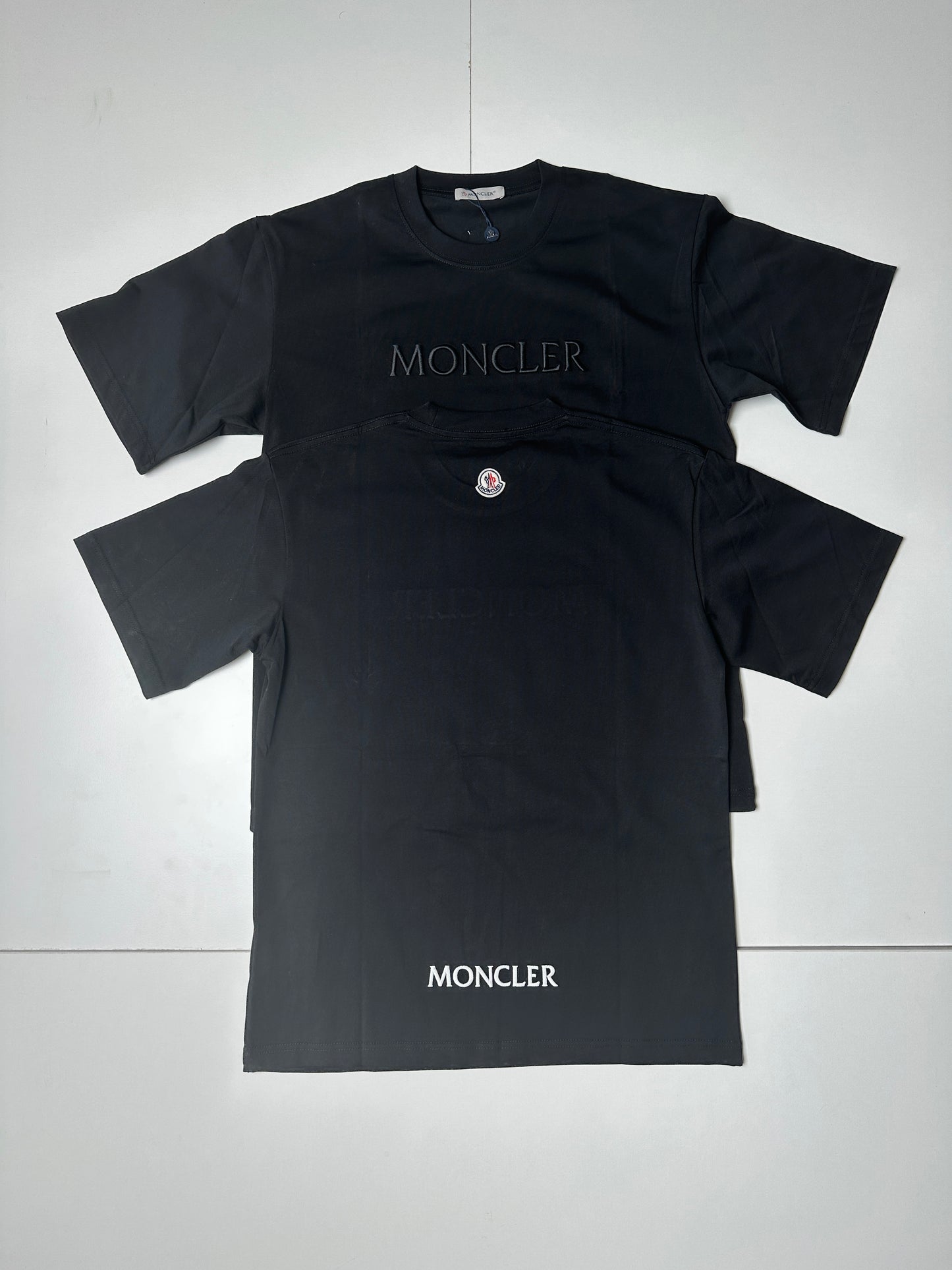 CAMISETA MONCLER OVERSIZE 🔥 UNIDADES LIMITADAS ‼️ ALTA CALIDAD G5 🔝 MODELO 2026 ✅