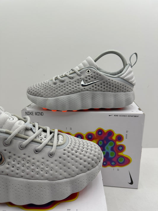 Nike Mind Grey